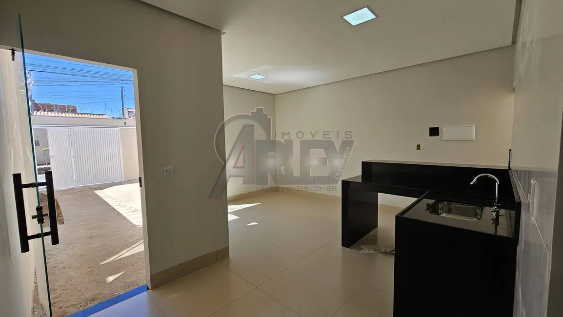 Foto 9 de Casa com 3 quartos à venda em Independência, Montes Claros - MG