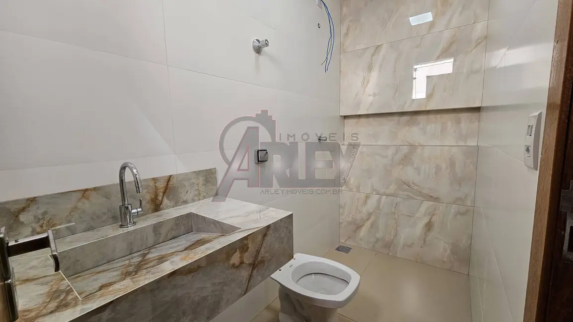 Foto 5 de Casa com 3 quartos à venda em Independência, Montes Claros - MG