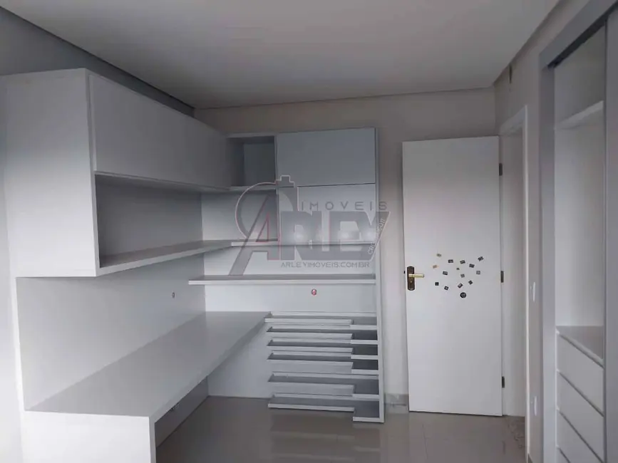 Casa à venda em Canelas, Montes Claros - MG - imagem 9 Foto 9 de Casa à venda em Canelas, Montes Claros - MG