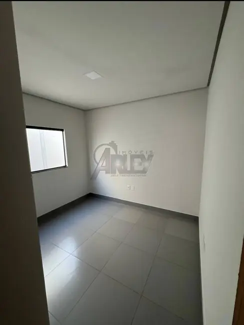 Foto 8 de Casa com 3 quartos à venda, 120m2 em Jardim Primavera, Montes Claros - MG