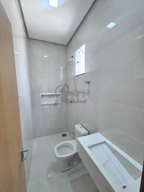 Foto 6 de Casa com 3 quartos à venda, 63m2 em Montes Claros - MG