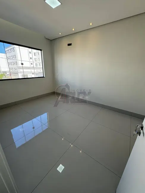 Casa de Condomínio com 3 quartos à venda, 120m2 em Morada do Sol, Montes Claros - MG - imagem 5 Foto 5 de Casa de Condomínio com 3 quartos à venda, 120m2 em Morada do Sol, Montes Claros - MG