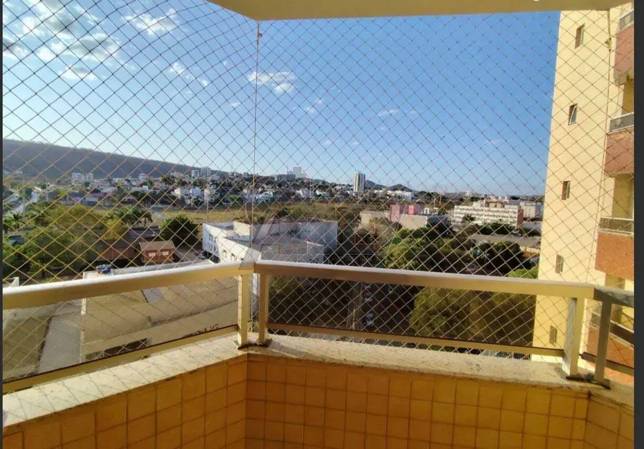 Apartamento com 3 quartos à venda, 137m2 em Ibituruna, Montes Claros - MG - imagem 6 Foto 6 de Apartamento com 3 quartos à venda, 137m2 em Ibituruna, Montes Claros - MG
