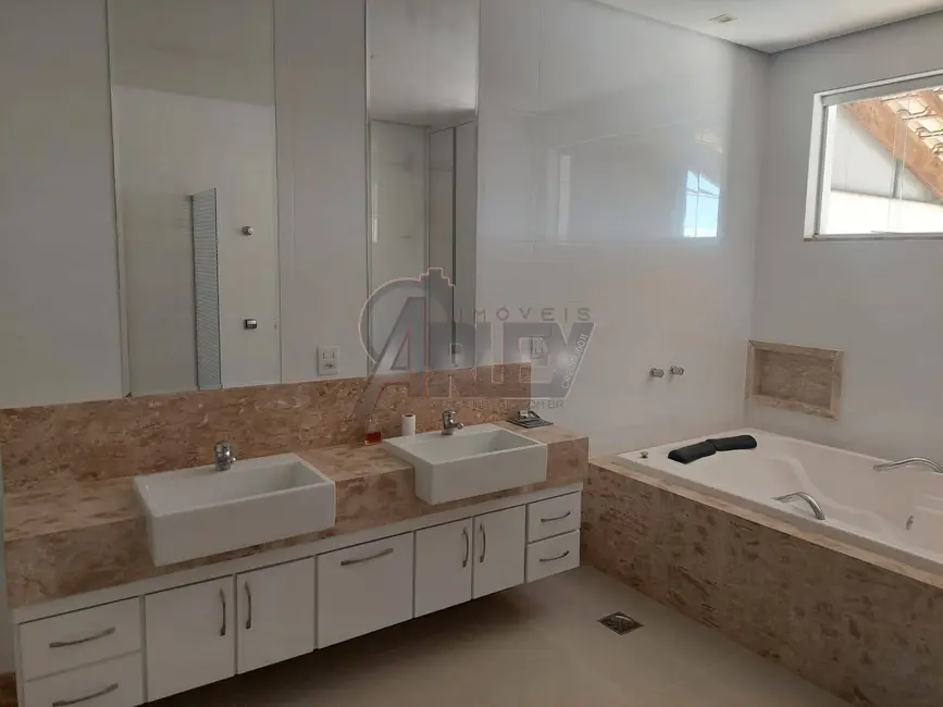 Foto 7 de Casa com 5 quartos à venda em Jardim Liberdade, Montes Claros - MG