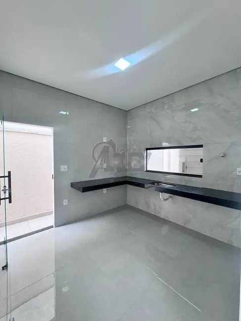 Foto 8 de Casa com 3 quartos à venda, 126m2 em Montes Claros - MG