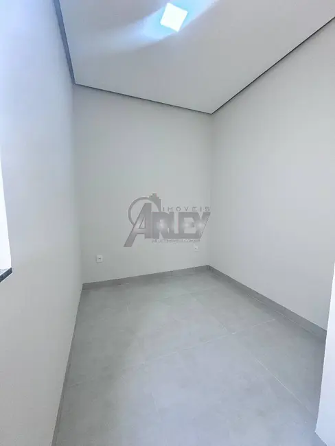 Foto 7 de Casa com 3 quartos à venda, 126m2 em Montes Claros - MG