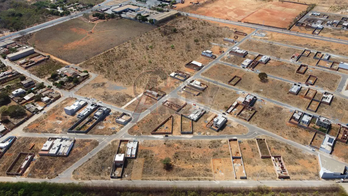 Foto 4 de Terreno / Lote à venda e para alugar em Montes Claros - MG