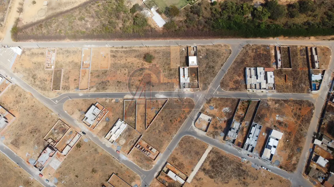Foto 2 de Terreno / Lote à venda e para alugar em Montes Claros - MG