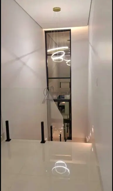 Foto 6 de Casa com 3 quartos à venda, 200m2 em Montes Claros - MG