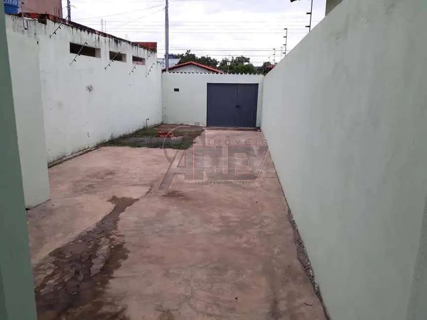 Casa com 4 quartos à venda, 150m2 em Maracanã, Montes Claros - MG - imagem 9 Foto 9 de Casa com 4 quartos à venda, 150m2 em Maracanã, Montes Claros - MG