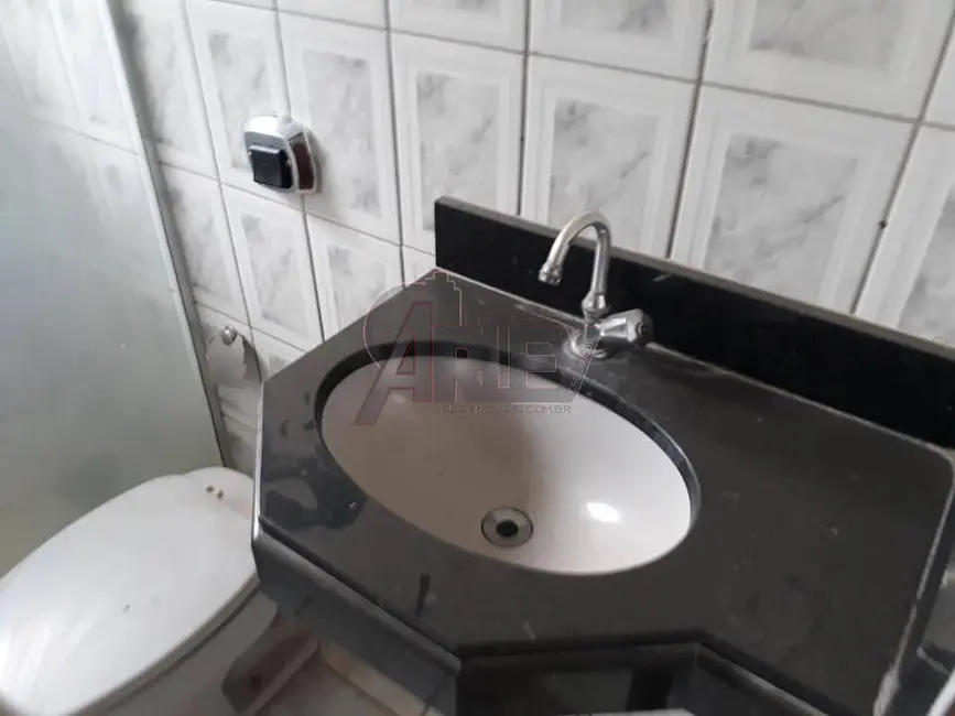 Casa com 4 quartos à venda, 150m2 em Maracanã, Montes Claros - MG - imagem 6 Foto 6 de Casa com 4 quartos à venda, 150m2 em Maracanã, Montes Claros - MG