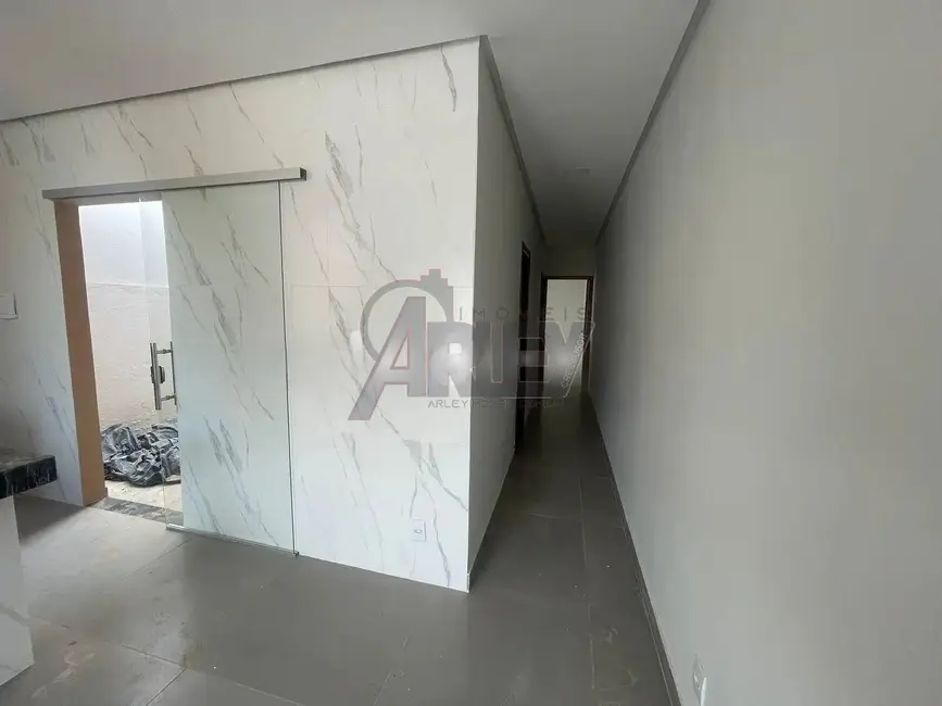 Casa com 2 quartos à venda, 100m2 em Vila Campos, Montes Claros - MG - imagem 3 Foto 3 de Casa com 2 quartos à venda, 100m2 em Vila Campos, Montes Claros - MG