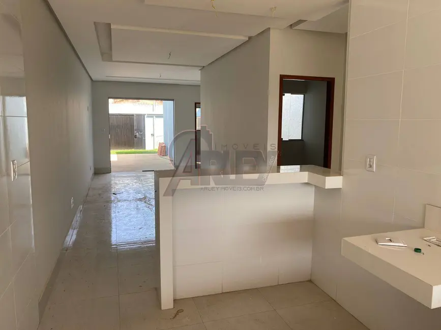 Foto 8 de Casa com 3 quartos à venda, 180m2 em Santa Rafaela, Montes Claros - MG