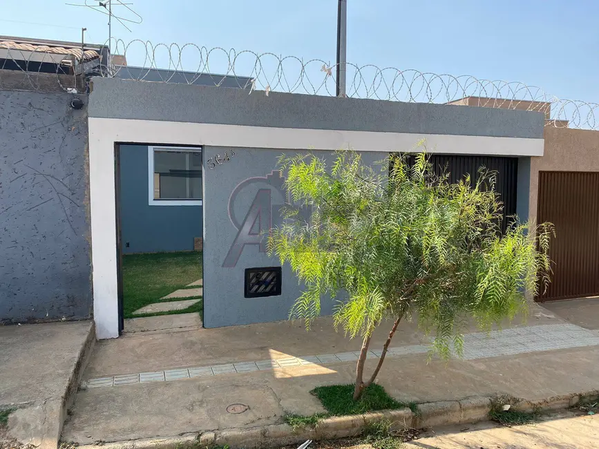 Foto 3 de Casa com 3 quartos à venda, 180m2 em Santa Rafaela, Montes Claros - MG