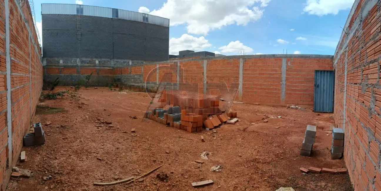 Terreno / Lote à venda, 240m2 em Delfino Magalhães, Montes Claros - MG - imagem 5 Foto 5 de Terreno / Lote à venda, 240m2 em Delfino Magalhães, Montes Claros - MG