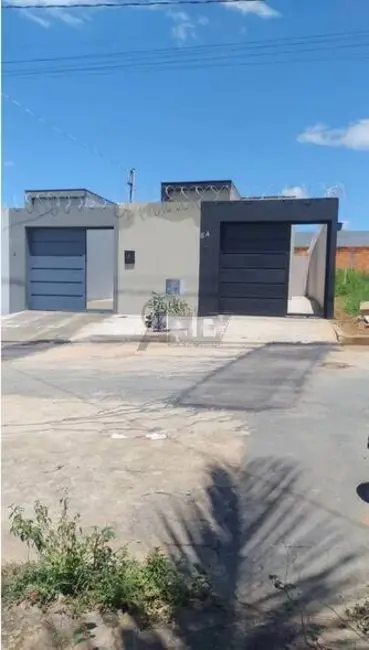 Foto 1 de Casa com 2 quartos à venda em Acácias, Montes Claros - MG