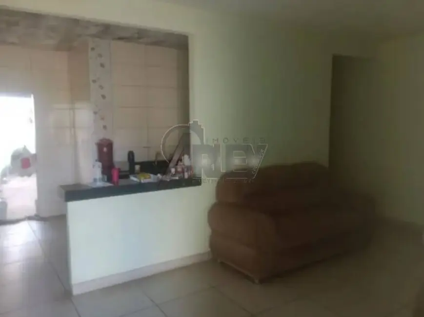 Foto 2 de Casa com 2 quartos à venda, 125m2 em Antônio Pimenta, Montes Claros - MG
