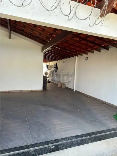 Casa com 2 quartos à venda, 250m2 em Montes Claros - MG - imagem 6 Foto 6 de Casa com 2 quartos à venda, 250m2 em Montes Claros - MG