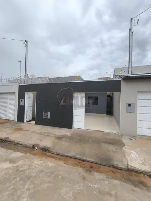 Foto 3 de Casa de Condomínio com 3 quartos à venda, 126m2 em Montes Claros - MG