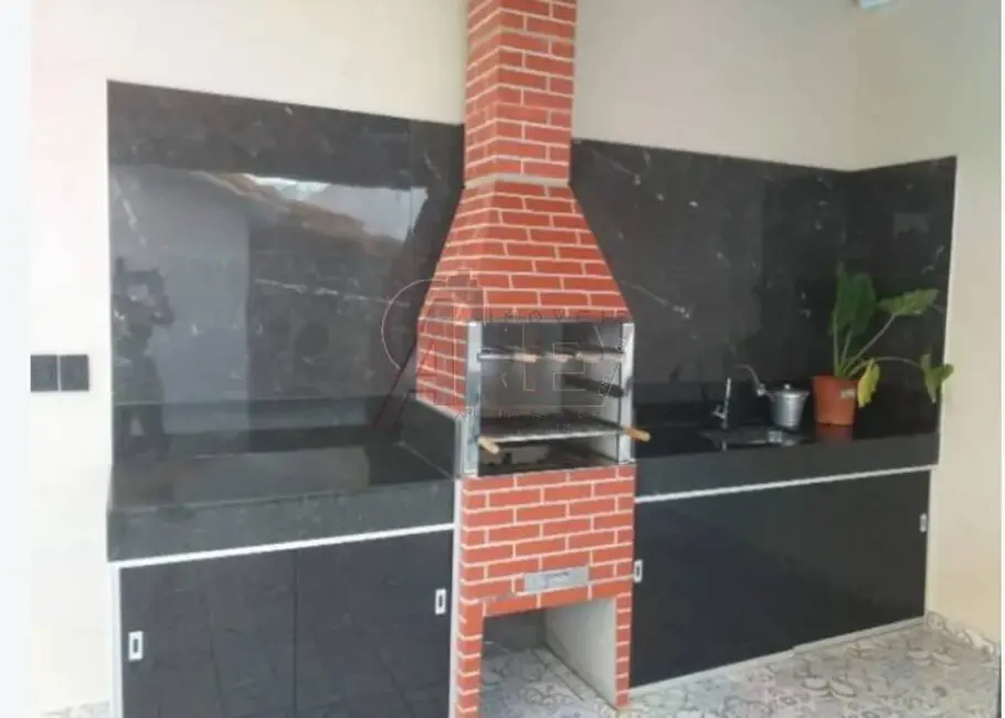 Casa com 2 quartos à venda, 200m2 em Montes Claros - MG - imagem 5 Foto 5 de Casa com 2 quartos à venda, 200m2 em Montes Claros - MG