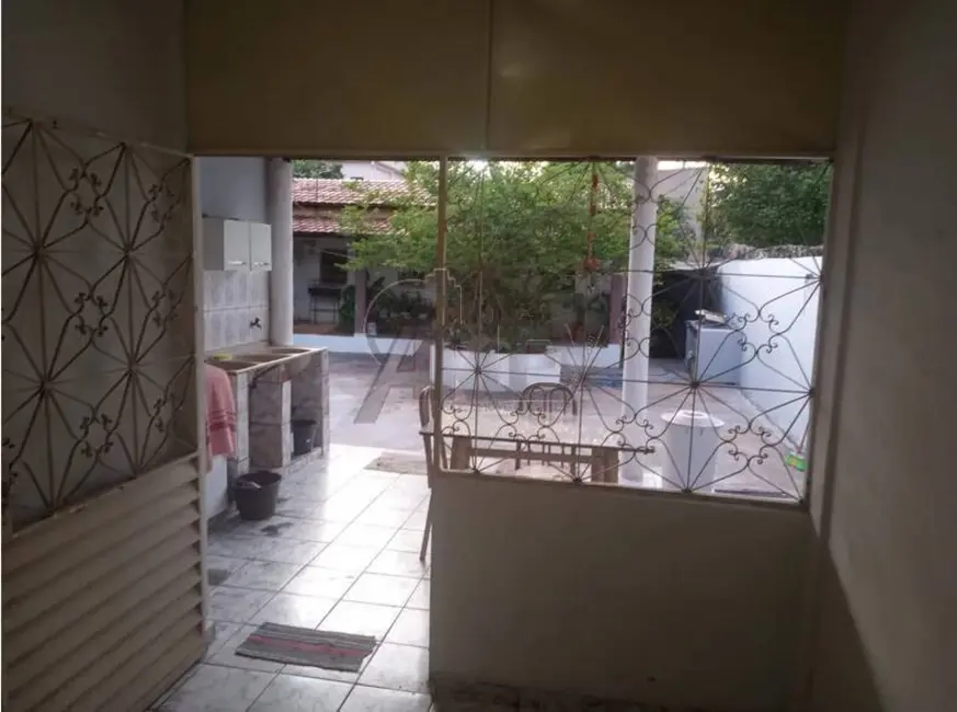 Foto 6 de Casa com 3 quartos à venda em Jardim Palmeiras, Montes Claros - MG