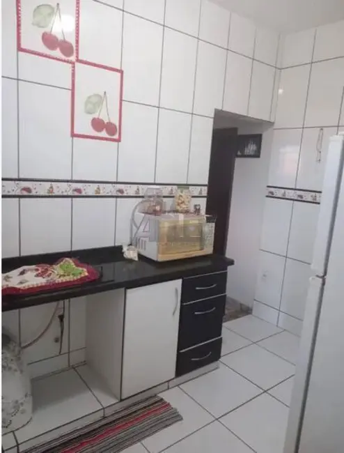 Foto 4 de Casa com 3 quartos à venda em Jardim Palmeiras, Montes Claros - MG