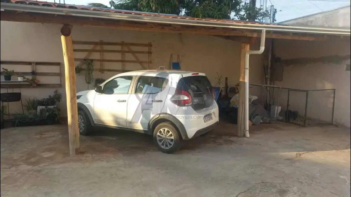 Foto 5 de Casa com 3 quartos à venda, 360m2 em Santa Laura, Montes Claros - MG