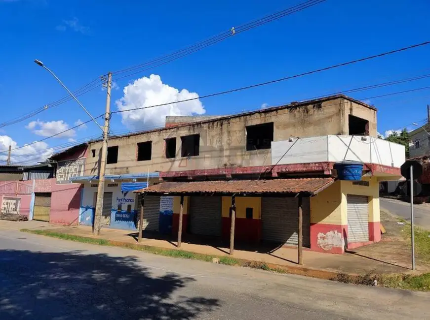 Foto 4 de Sala Comercial à venda, 330m2 em Monte Carmelo, Montes Claros - MG