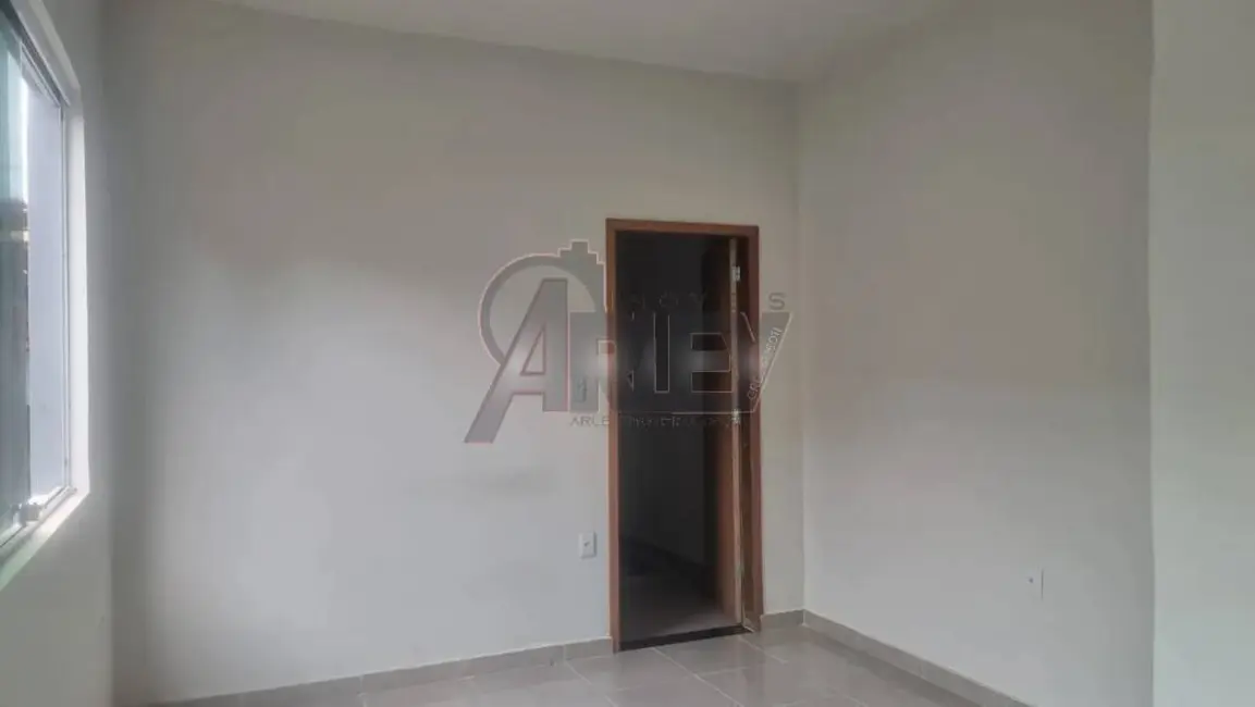 Foto 5 de Casa com 2 quartos à venda em Monte Carmelo, Montes Claros - MG