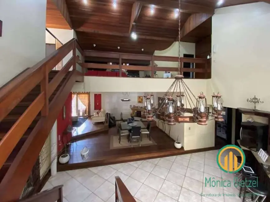 Casa de Condomínio com 4 quartos à venda, 1327m2 em Chácara dos Junqueiras, Carapicuiba - SP - imagem 8 Foto 8 de Casa de Condomínio com 4 quartos à venda, 1327m2 em Chácara dos Junqueiras, Carapicuiba - SP