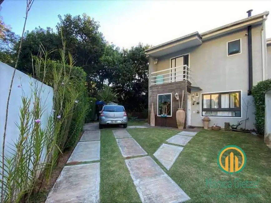 Foto 2 de Casa de Condomínio com 3 quartos à venda, 340m2 em Cotia - SP