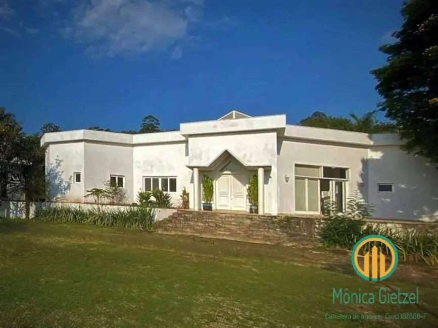 Foto 2 de Casa com 5 quartos à venda, 3500m2 em Chácara dos Junqueiras, Carapicuiba - SP