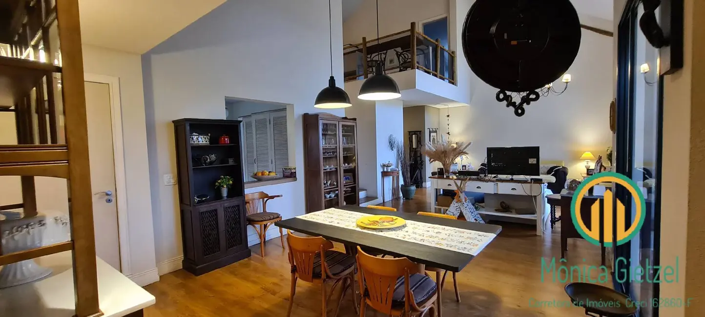 Casa de Condomínio com 3 quartos à venda, 900m2 em Granja Viana, Cotia - SP - imagem 7 Foto 7 de Casa de Condomínio com 3 quartos à venda, 900m2 em Granja Viana, Cotia - SP