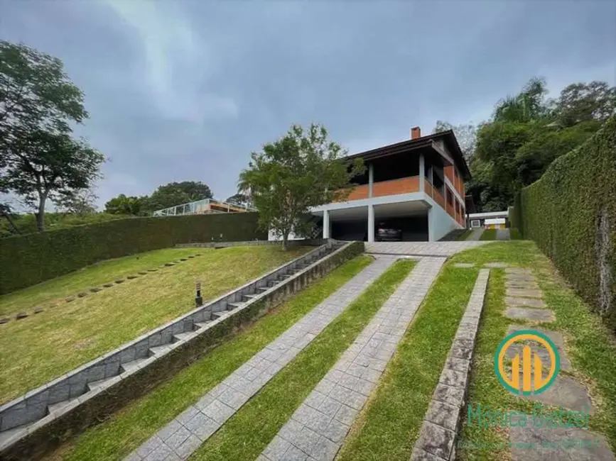 Casa com 4 quartos à venda, 743m2 em Granja Viana, Cotia - SP - imagem 4 Foto 4 de Casa com 4 quartos à venda, 743m2 em Granja Viana, Cotia - SP