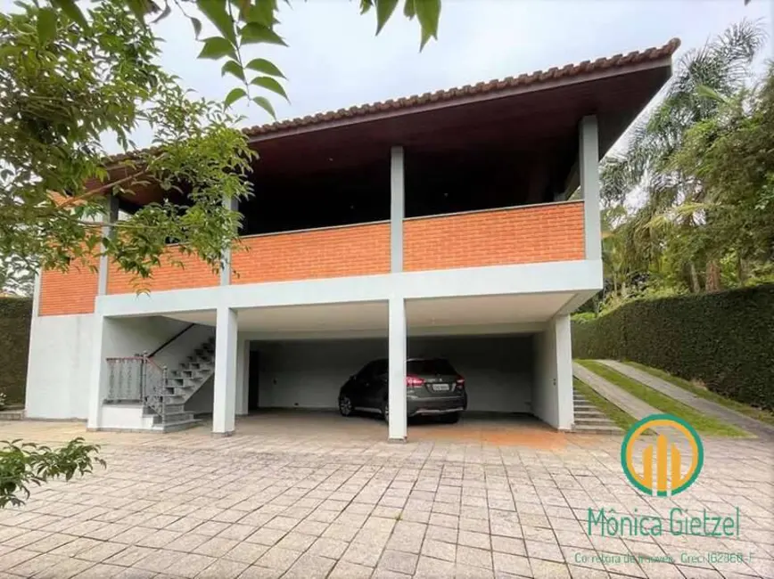 Casa com 4 quartos à venda, 743m2 em Granja Viana, Cotia - SP - imagem 8 Foto 8 de Casa com 4 quartos à venda, 743m2 em Granja Viana, Cotia - SP