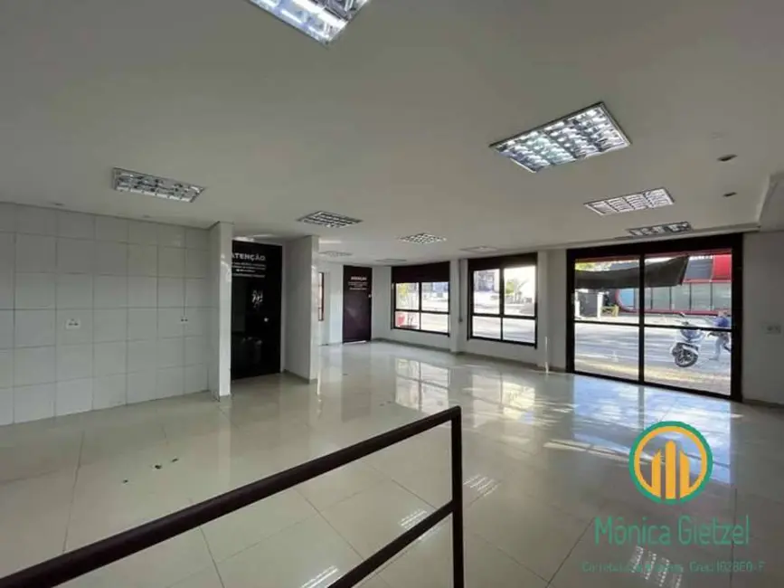 Foto 1 de Loja à venda, 320m2 em Granja Viana, Carapicuiba - SP