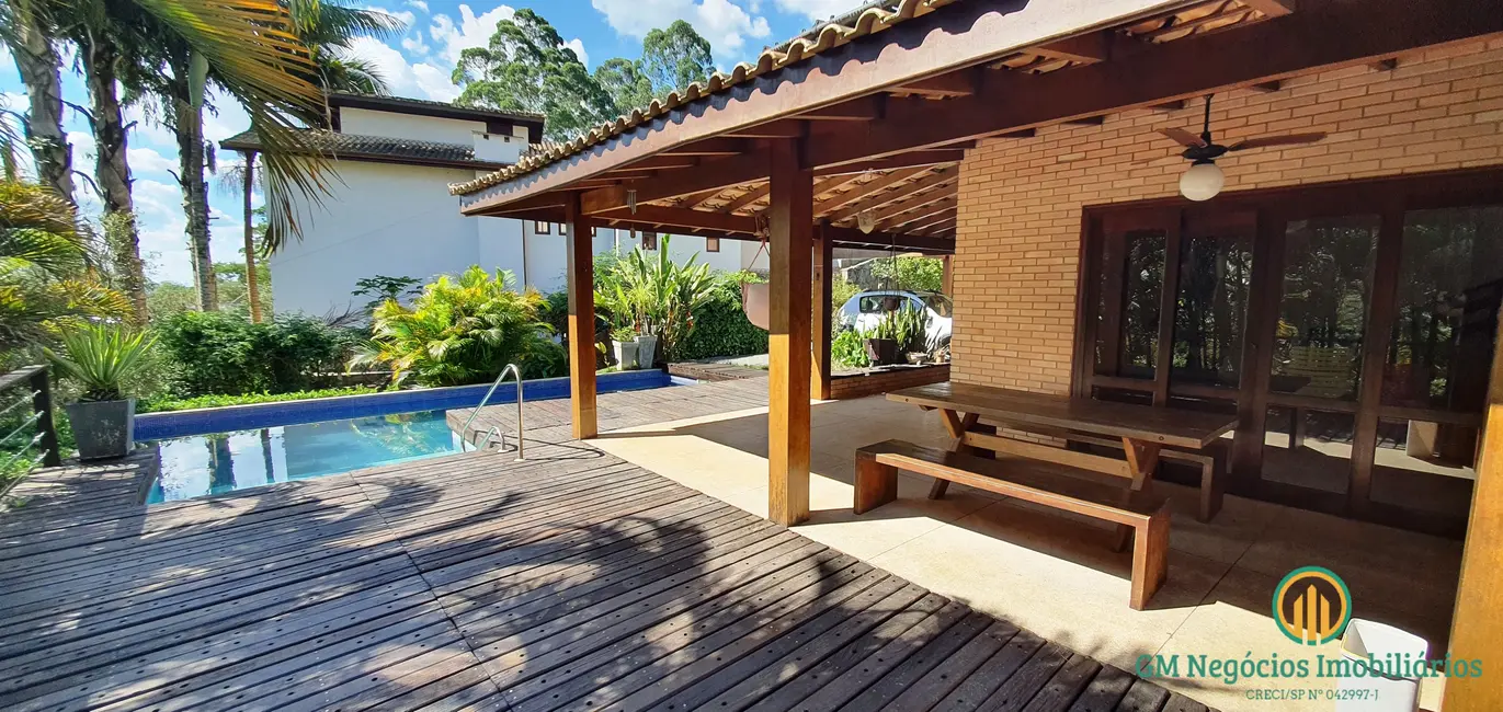 Foto 1 de Casa de Condomínio com 3 quartos à venda, 788m2 em Jardim Indaiá, Embu Das Artes - SP