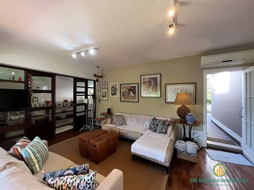 Casa de Condomínio com 5 quartos à venda, 804m2 em Chácara Granja Velha, Carapicuiba - SP - imagem 6 Foto 6 de Casa de Condomínio com 5 quartos à venda, 804m2 em Chácara Granja Velha, Carapicuiba - SP