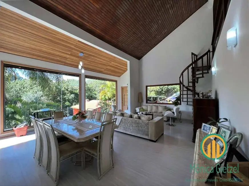 Casa com 4 quartos à venda, 1459m2 em Chácara Santa Lúcia, Carapicuiba - SP - imagem 7 Foto 7 de Casa com 4 quartos à venda, 1459m2 em Chácara Santa Lúcia, Carapicuiba - SP