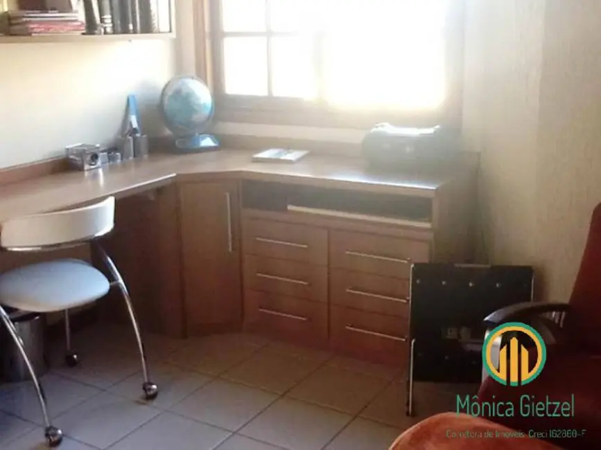 Foto 9 de Casa de Condomínio com 4 quartos à venda, 311m2 em Jandira - SP