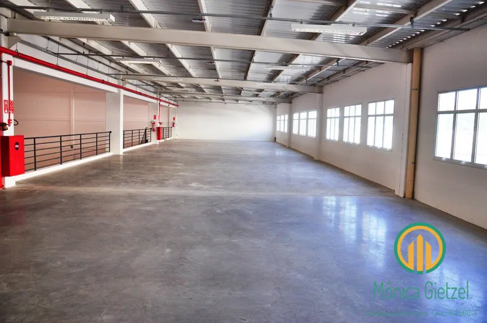 Foto 2 de Armazém / Galpão para alugar, 2170m2 em Nova Itapevi, Itapevi - SP