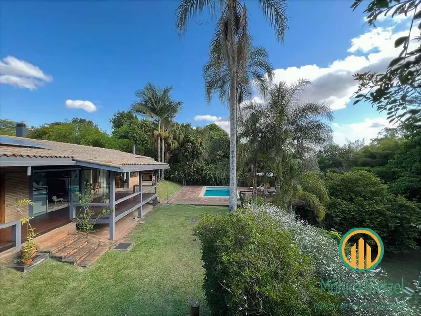 Casa de Condomínio com 5 quartos à venda, 2520m2 em Chácaras do Peroba, Jandira - SP - imagem 4 Foto 4 de Casa de Condomínio com 5 quartos à venda, 2520m2 em Chácaras do Peroba, Jandira - SP