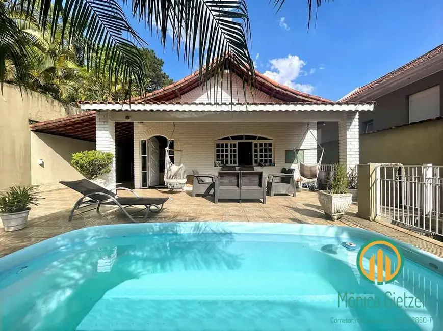 Casa com 3 quartos à venda, 131m2 em Vila Diva, Carapicuiba - SP - imagem 2 Foto 2 de Casa com 3 quartos à venda, 131m2 em Vila Diva, Carapicuiba - SP