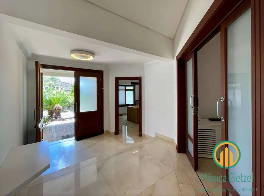 Casa de Condomínio com 5 quartos à venda, 1315m2 em São Paulo II, Cotia - SP - imagem 6 Foto 6 de Casa de Condomínio com 5 quartos à venda, 1315m2 em São Paulo II, Cotia - SP