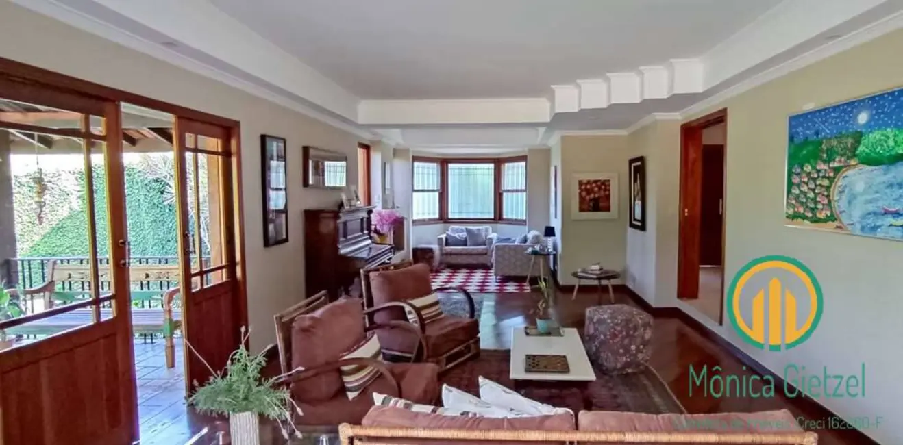 Foto 8 de Casa de Condomínio com 3 quartos à venda, 1500m2 em Algarve, Cotia - SP