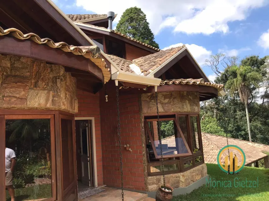 Casa com 4 quartos à venda, 497m2 em Mairinque - SP - imagem 5 Foto 5 de Casa com 4 quartos à venda, 497m2 em Mairinque - SP