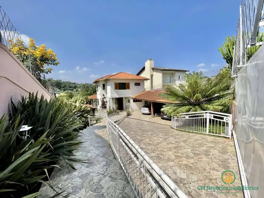 Foto 4 de Casa de Condomínio com 3 quartos à venda, 947m2 em Chácara das Paineiras, Carapicuiba - SP