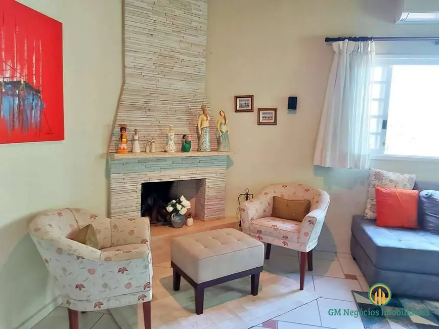 Casa de Condomínio com 5 quartos à venda, 350m2 em Granja Viana, Cotia - SP - imagem 8 Foto 8 de Casa de Condomínio com 5 quartos à venda, 350m2 em Granja Viana, Cotia - SP