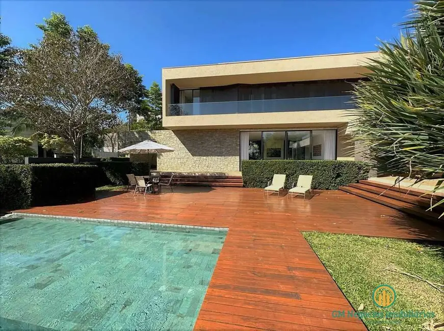 Foto 1 de Casa de Condomínio com 5 quartos à venda e para alugar, 1268m2 em Parque Rincão, Cotia - SP
