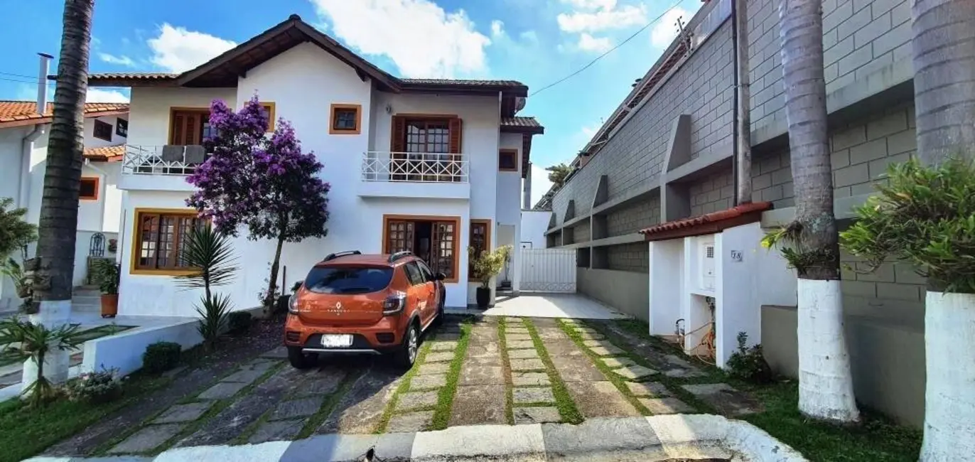 Foto 2 de Casa de Condomínio com 3 quartos à venda, 110m2 em Granja Viana, Cotia - SP